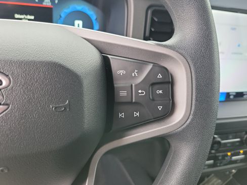 Certified 2025 Ford Bronco 4-Door AWD/4WD image 7