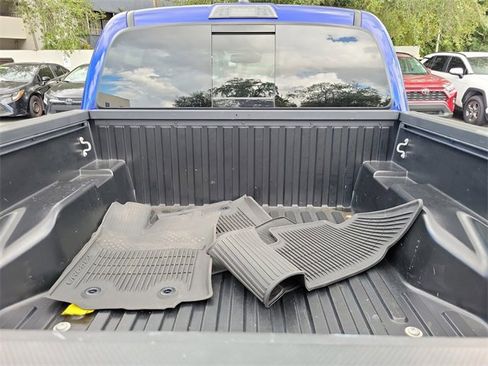 Used 2023 Toyota Tacoma Limited image 5