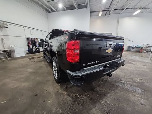 Used 2017 Chevrolet Silverado 1500 LT w/ All Star Edition AWD/4WD image 7