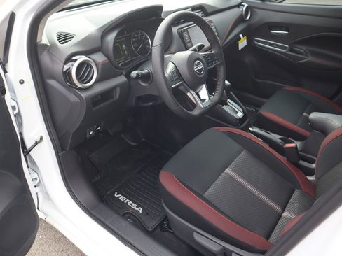 New 2025 Nissan Versa SR w/ Trunk Package image 12
