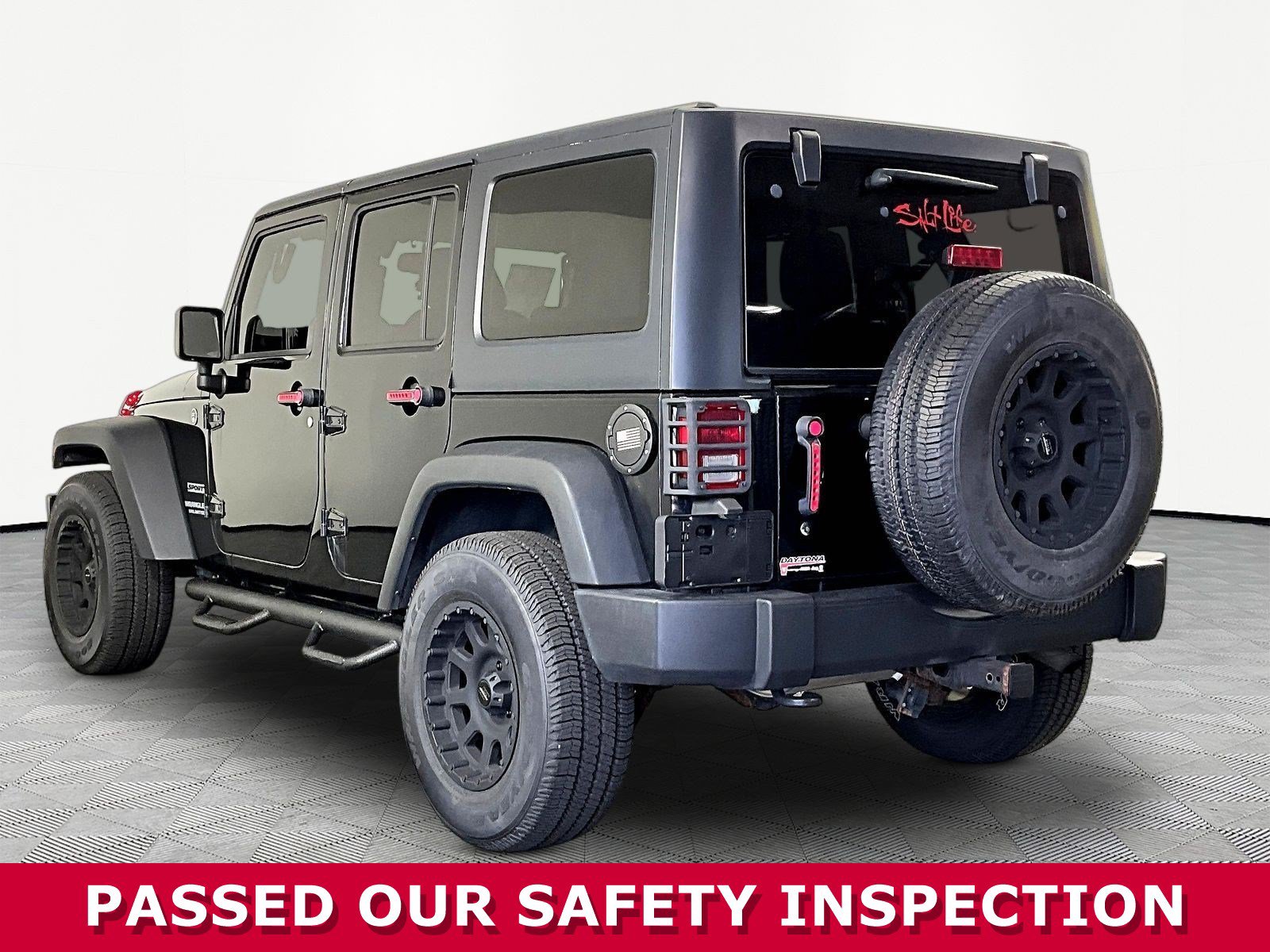 Used 2013 Jeep Wrangler Unlimited Sport AWD/4WD image 4