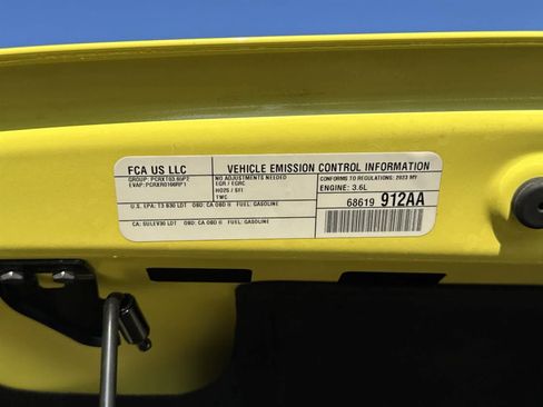 Used 2023 Jeep Gladiator Mojave w/ Cold Weather Group image 40