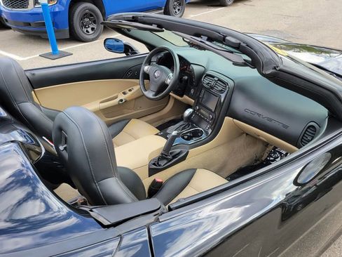 Used 2011 Chevrolet Corvette Grand Sport w/ Preferred Equipment Group RWD image 21