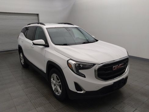 Used 2020 GMC Terrain SLE w/ Driver Convenience Package image 13