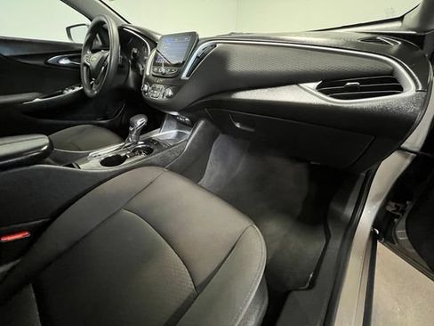 Used 2024 Chevrolet Malibu LT FWD image 10