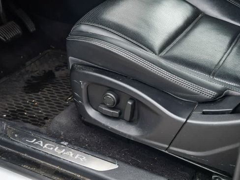 Used 2020 Jaguar E-PACE SE AWD/4WD image 29