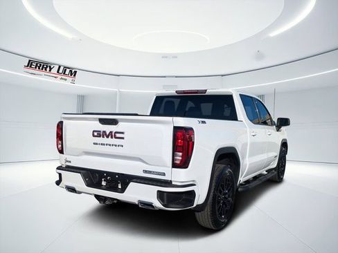 Used 2024 GMC Sierra 1500 Elevation w/ X31 Off-Road Package image 3