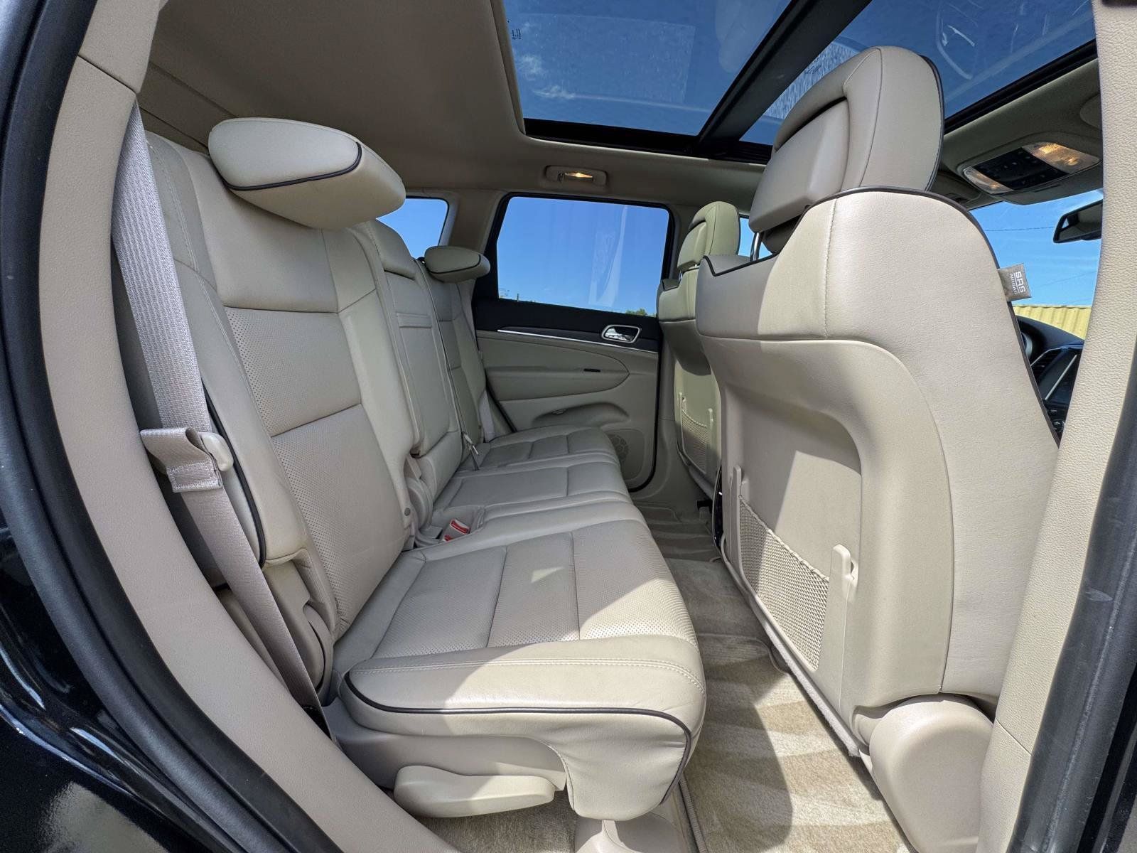 Used 2015 Jeep Grand Cherokee Overland AWD/4WD image 20