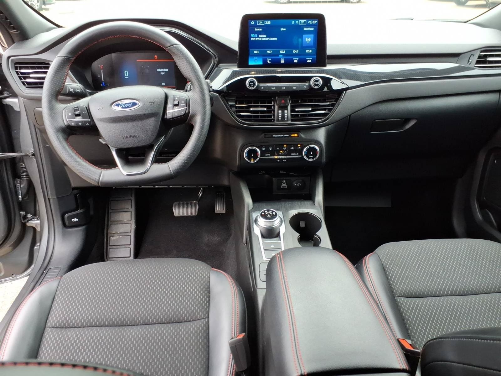 Used 2025 Ford Escape ST-Line FWD image 15