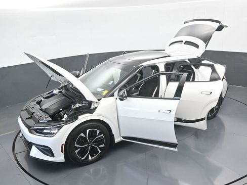 Used 2024 Kia EV6 GT-Line image 75