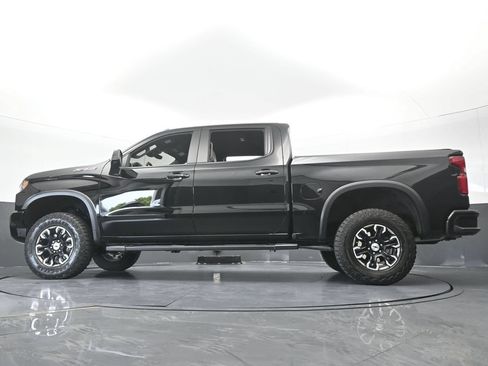 Used 2025 Chevrolet Silverado 1500 ZR2 w/ Technology Package AWD/4WD image 69