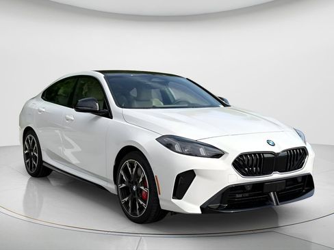 New 2026 BMW 228i w/ Technology Package FWD image 3