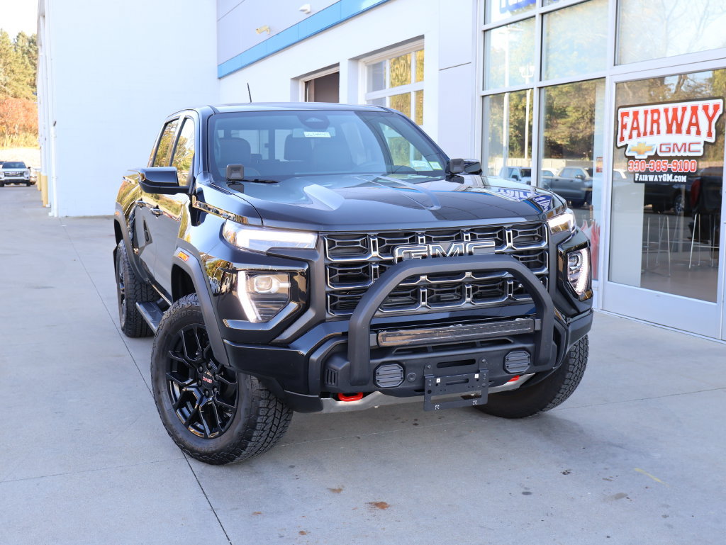 Used 2026 GMC Canyon AT4 w/ Off-Road Front Bumper Package AWD/4WD image 41