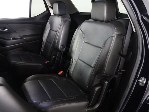 Used 2020 Chevrolet Traverse Premier AWD/4WD image 38