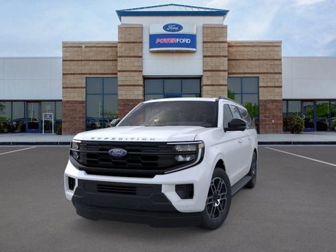 New 2026 Ford Expedition Max Active AWD/4WD image 4