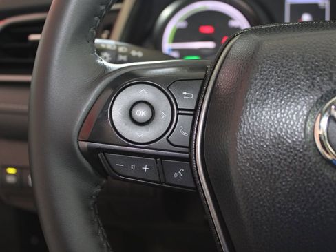 Used 2024 Toyota Camry SE FWD image 20