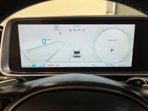 Used 2025 Hyundai Ioniq 6 SEL RWD image 26