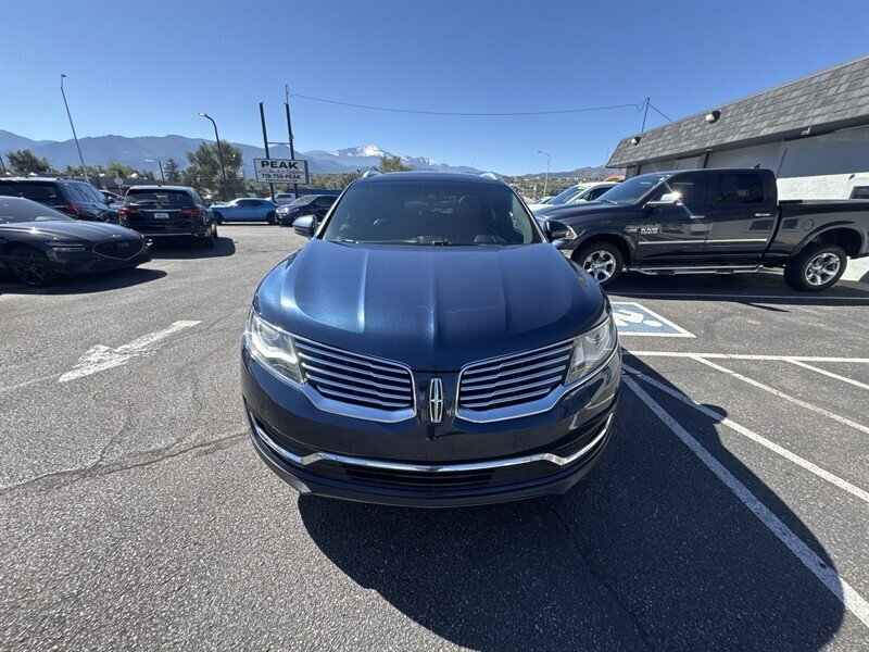 Used 2017 Lincoln MKX Reserve w/ Lincoln MKX Climate Package AWD/4WD image 2