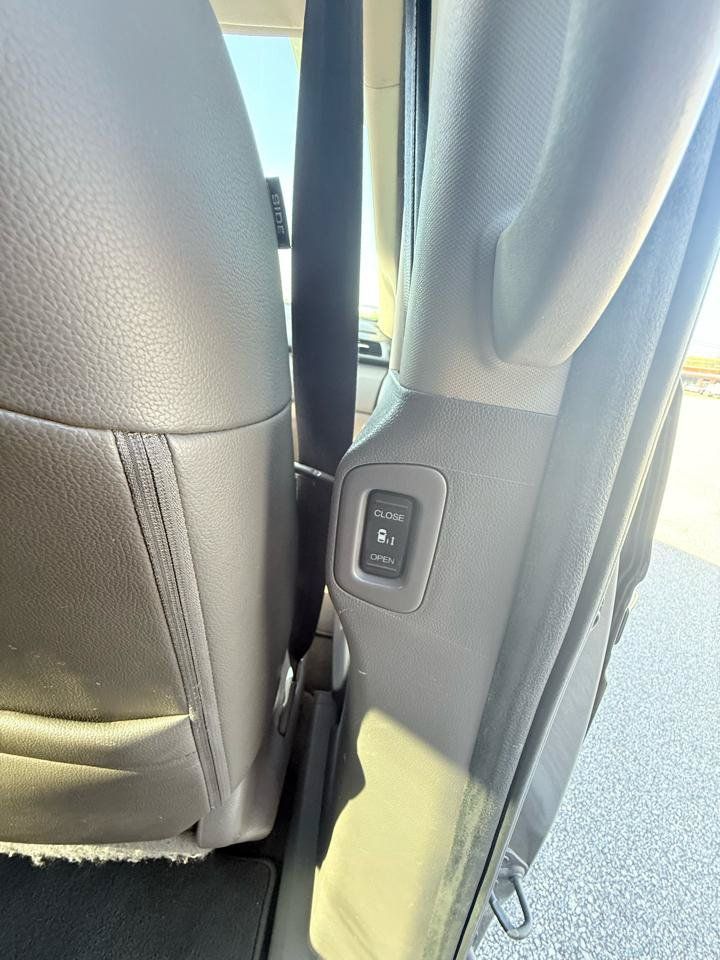 Used 2016 Honda Odyssey EX-L image 27