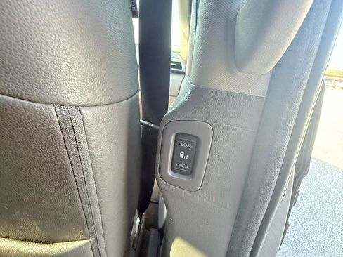 Used 2016 Honda Odyssey EX-L image 27