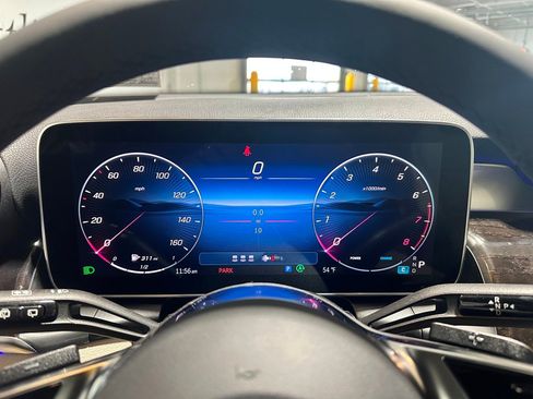 New 2026 Mercedes-Benz GLC 300 4MATIC image 9