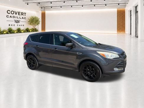 Used 2015 Ford Escape SE FWD image 14