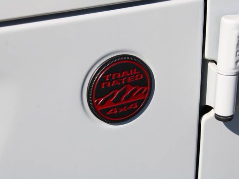 Used 2020 Jeep Wrangler Unlimited Rubicon AWD/4WD image 11