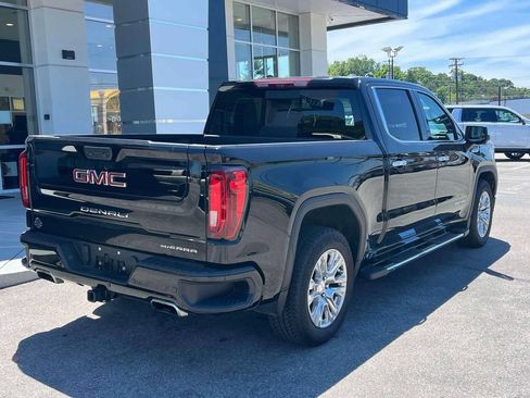 Used 2024 GMC Sierra 1500 Denali w/ Technology Package AWD/4WD image 3