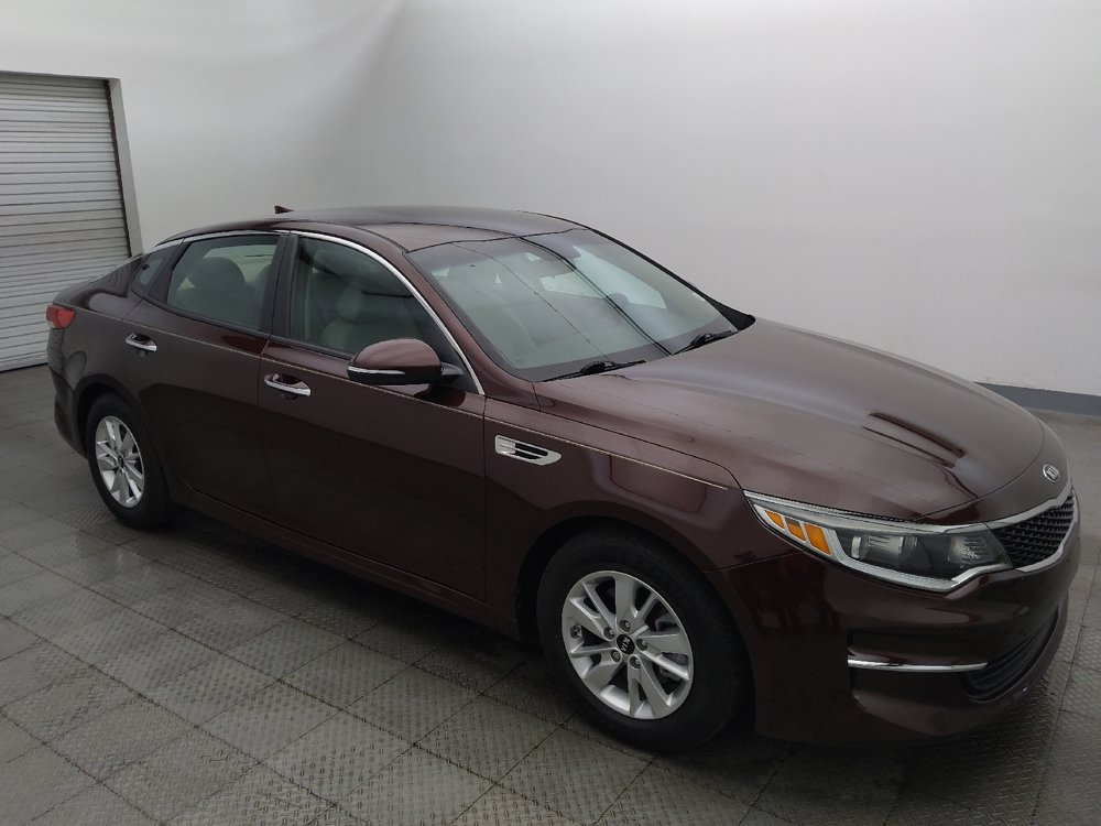 Used 2018 Kia Optima LX FWD image 11
