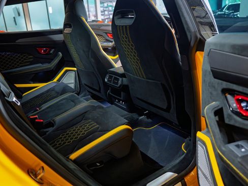 Used 2024 Lamborghini Urus Performante image 16