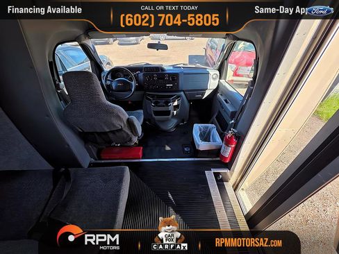 Used 2011 Ford E-350 and Econoline 350 Super Duty w/ Shuttle Bus Prep Pkg image 8