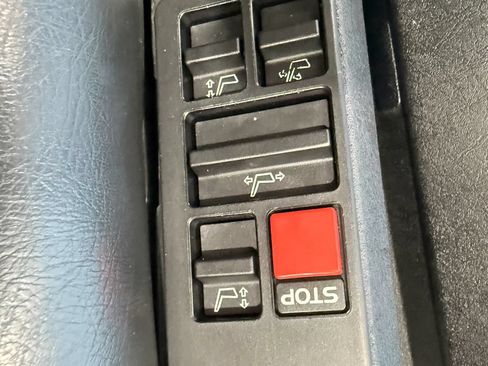 Used 1987 Volvo 760 GLE RWD image 55