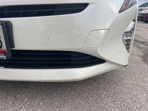 Used 2017 Toyota Prius Three Touring image 23