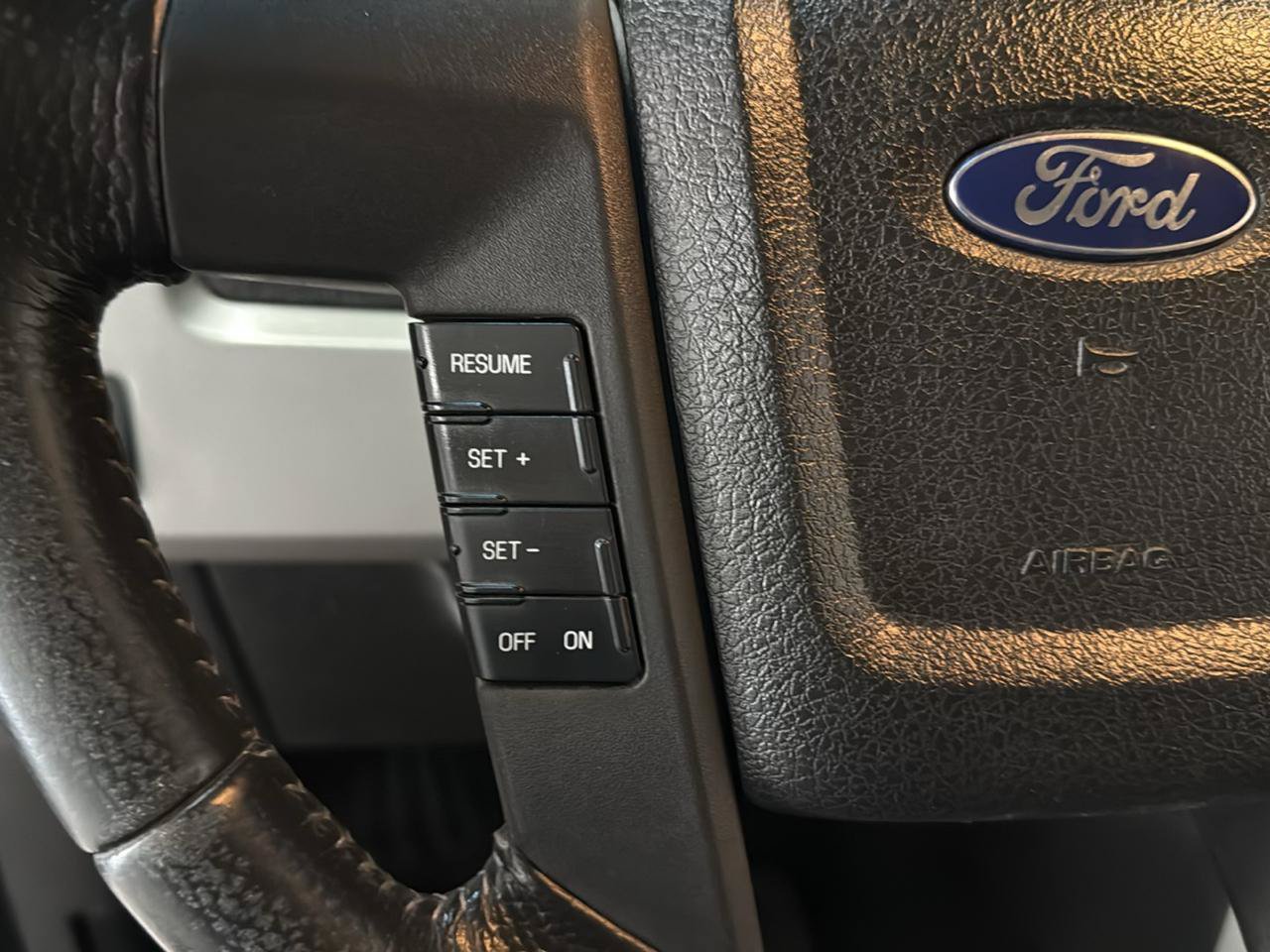 Used 2010 Ford F150 Lariat AWD/4WD image 13