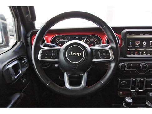 Used 2019 Jeep Wrangler Unlimited Rubicon AWD/4WD image 15