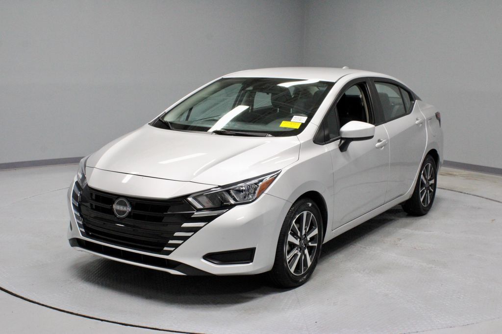 Certified 2024 Nissan Versa SV FWD image 6