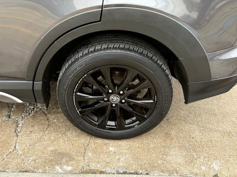 Used 2018 Toyota RAV4 Adventure image 43