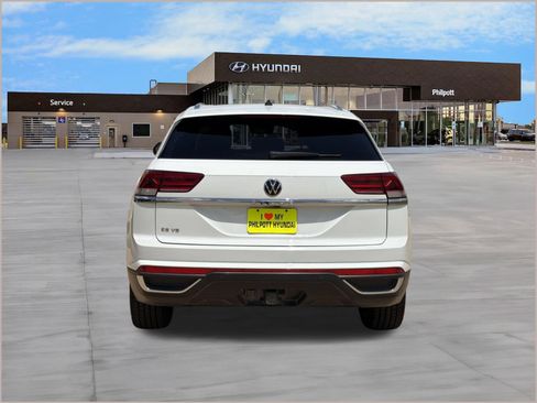 Used 2023 Volkswagen Atlas Cross Sport SE FWD image 10