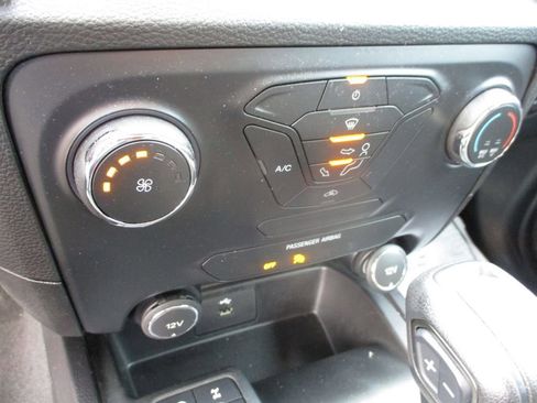 Used 2020 Ford Ranger XL w/ Equipment Group 101A Mid image 19