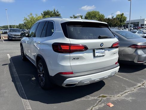 Used 2022 BMW X5 sDrive40i w/ Premium Package RWD image 16