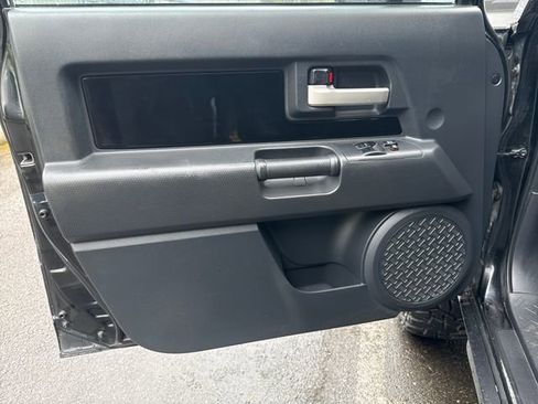 Used 2008 Toyota FJ Cruiser 4WD image 19