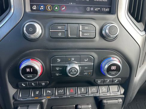 Used 2022 GMC Sierra 2500 Denali AWD/4WD image 11