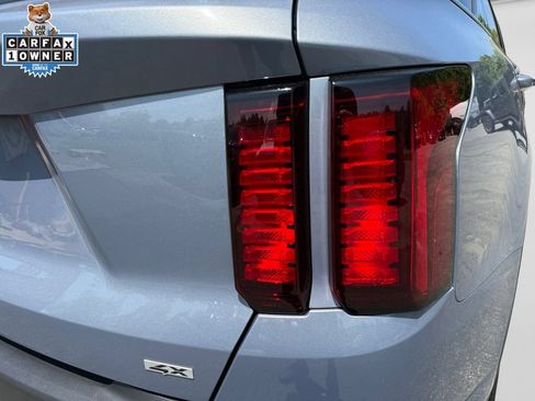 Certified 2023 Kia Sorento LX AWD/4WD image 19