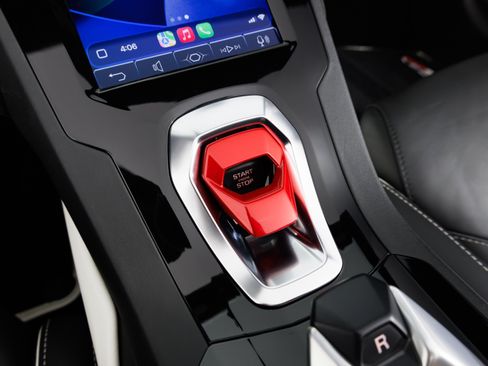 Used 2021 Lamborghini Huracan EVO RWD image 28