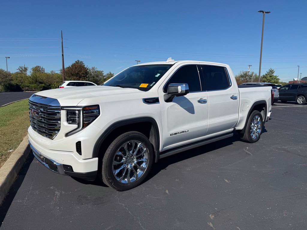 Used 2024 GMC Sierra 1500 Denali w/ Denali Reserve Package AWD/4WD image 3