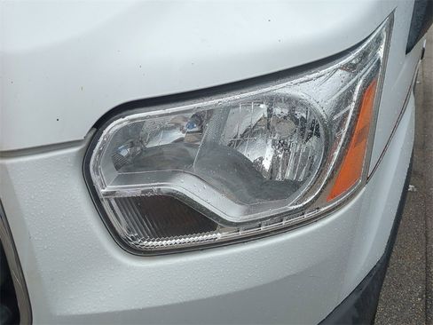 Used 2018 Ford Transit 350 XLT image 11