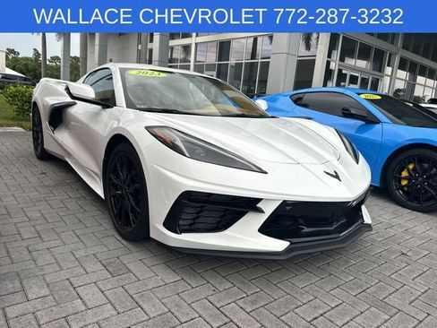 Used 2023 Chevrolet Corvette Stingray Premium Cpe w/ Z51 Performance Package RWD image 1