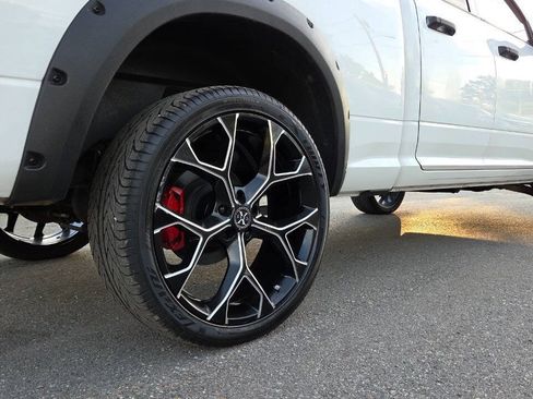 Used 2014 RAM 1500 Express AWD/4WD image 17