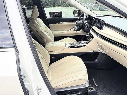 Certified 2025 INFINITI QX60 Sensory AWD/4WD image 9