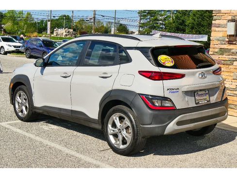 Used 2023 Hyundai Kona SEL AWD/4WD image 5